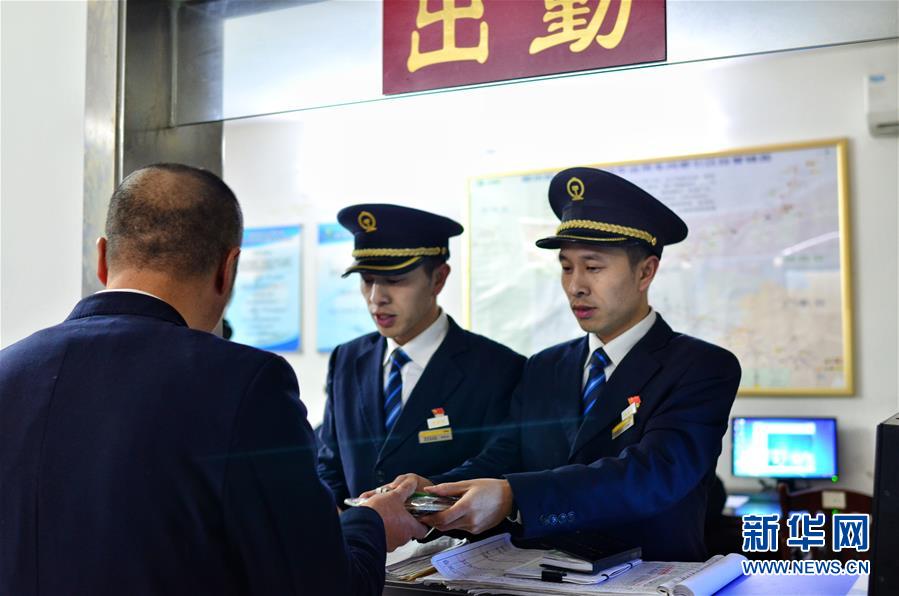 雷霆一号什么武器可以穿墙